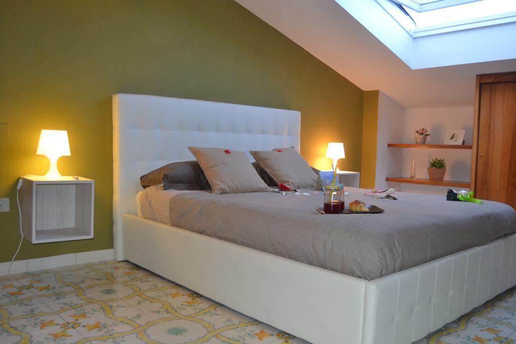 Un Tetto Di Stelle Deluxe Home Salerno Buitenkant foto