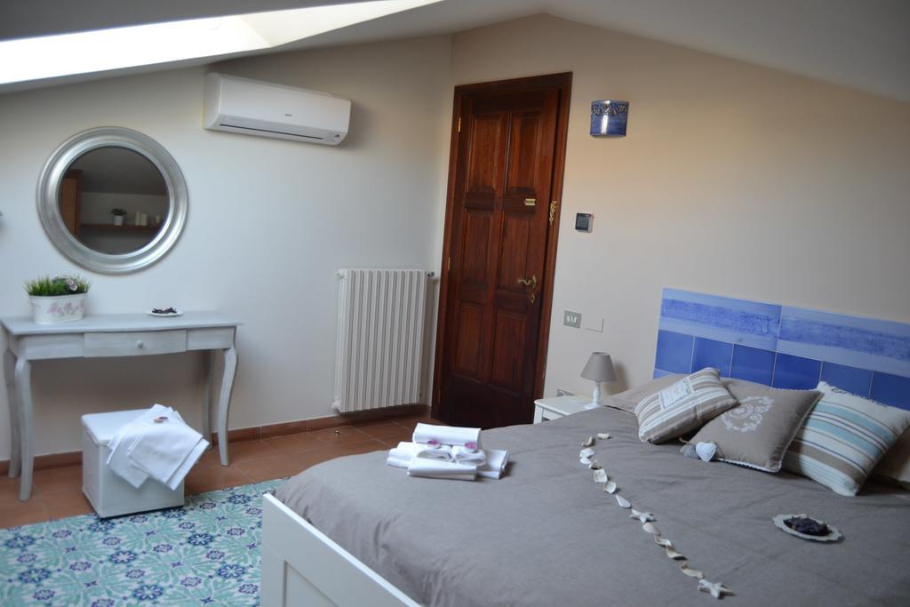 Un Tetto Di Stelle Deluxe Home Salerno Buitenkant foto