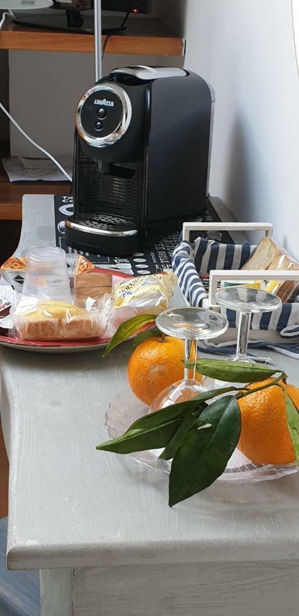 Un Tetto Di Stelle Deluxe Home Salerno Buitenkant foto